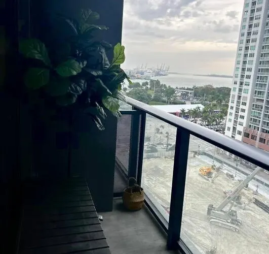Cute Studio Downtown Miami
